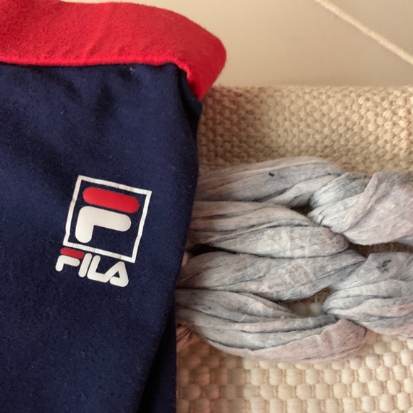 DUO - Picture 3 of 3